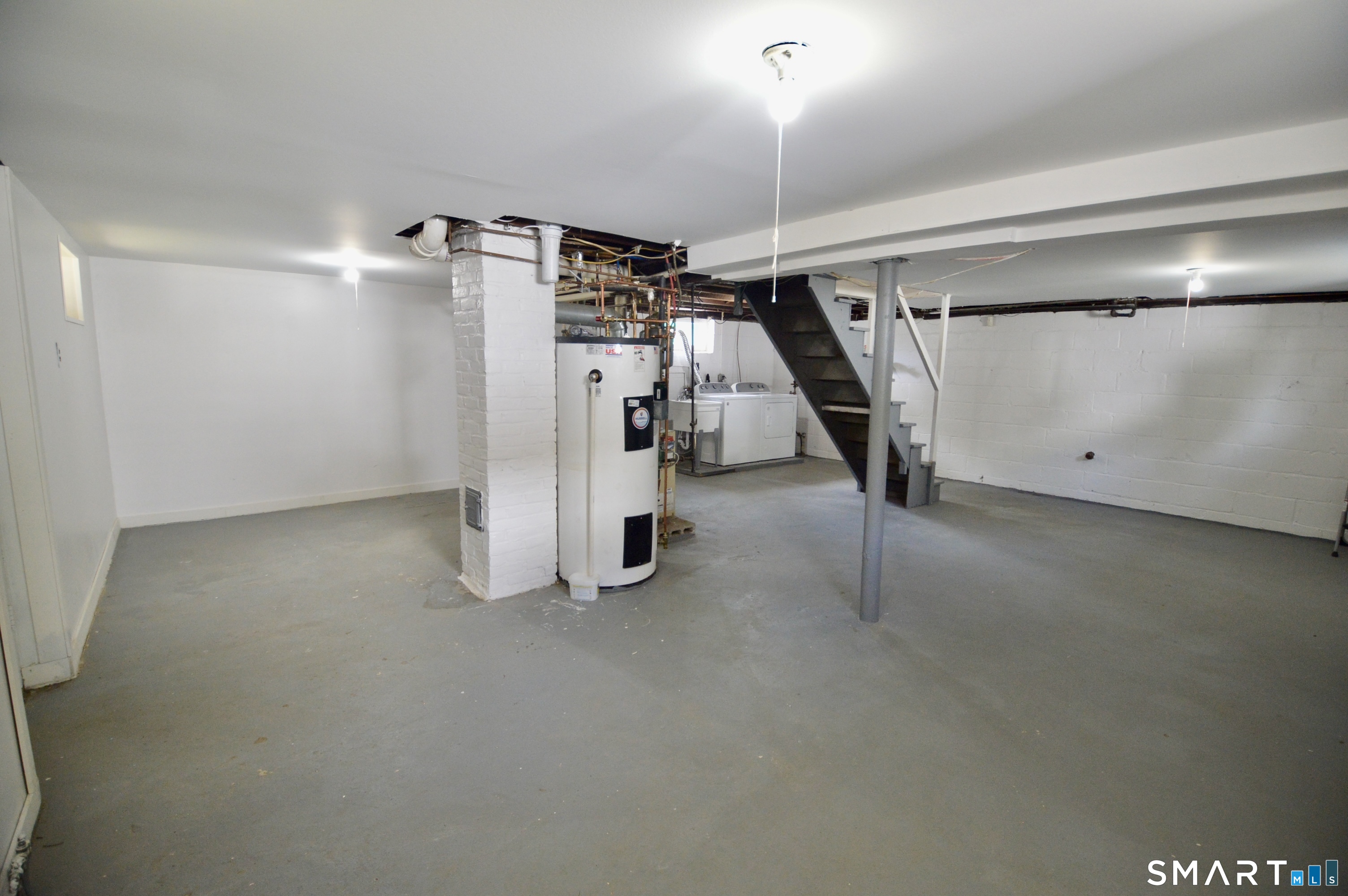 314 Knowlton Street Stratford, CT 06615 - Photo 20 of 26 a view of a room with gym equipment
