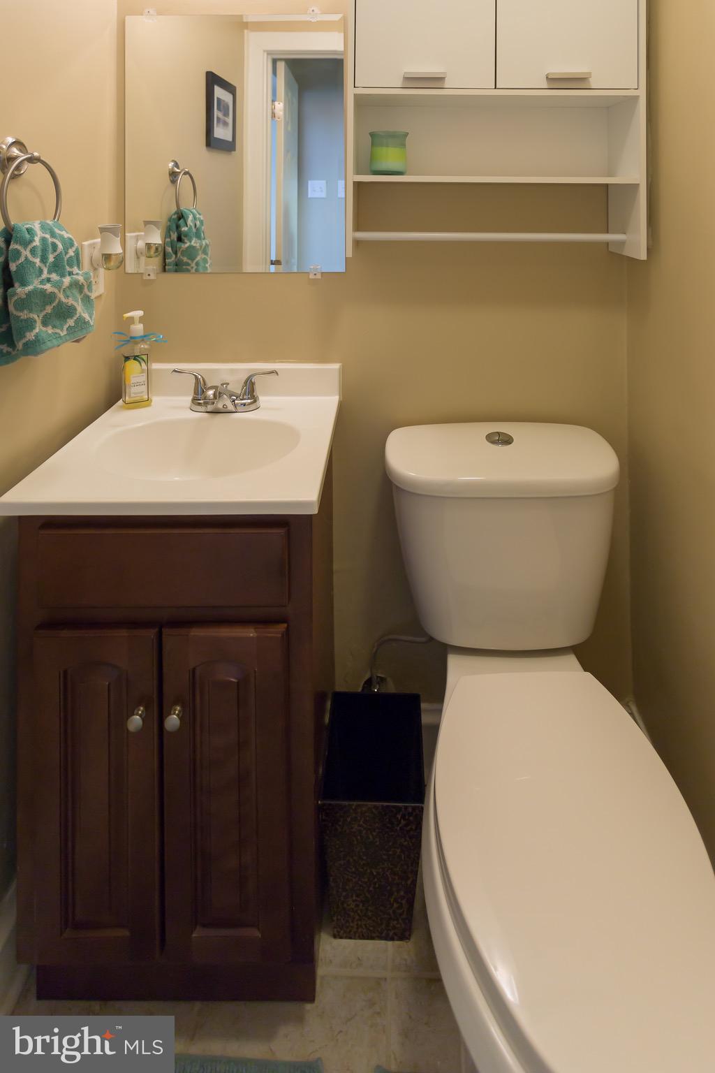 412 East Manoa Road Havertown, PA 19083 - Photo 23 of 46