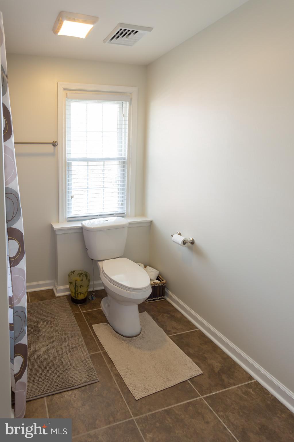412 East Manoa Road Havertown, PA 19083 - Photo 27 of 46
