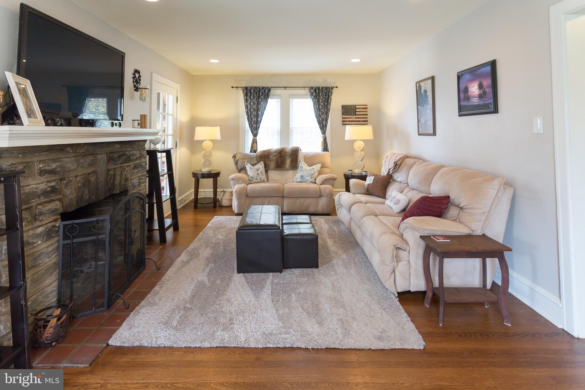 412 East Manoa Road Havertown, PA 19083 - Photo 7 of 46