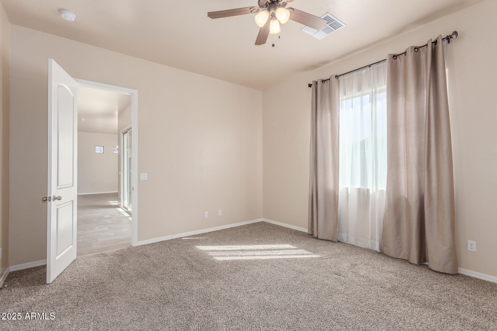 707 West Coles Road Phoenix, AZ 85041 - Photo 17 of 41 10 Coles