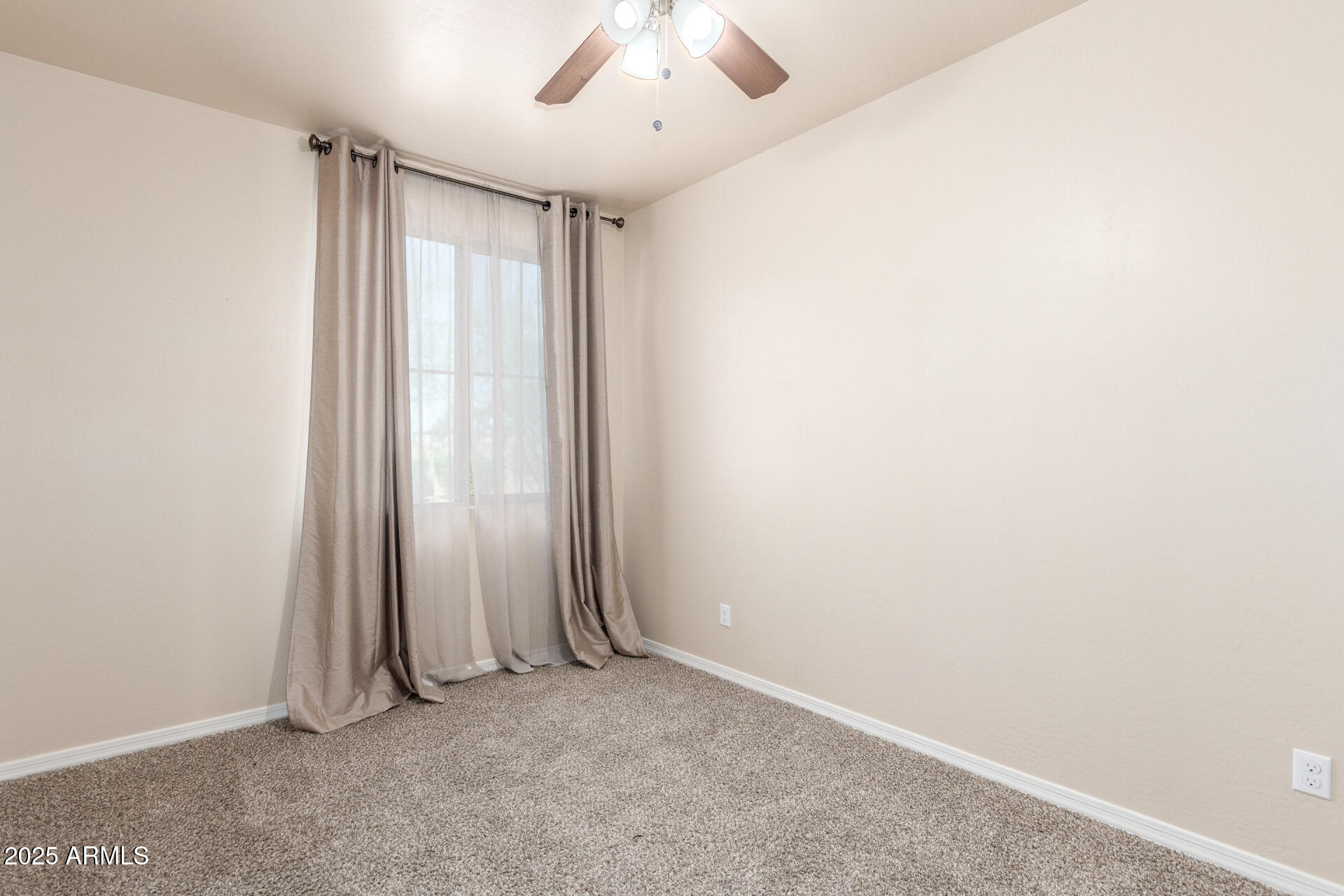 707 West Coles Road Phoenix, AZ 85041 - Photo 22 of 41 14 Coles