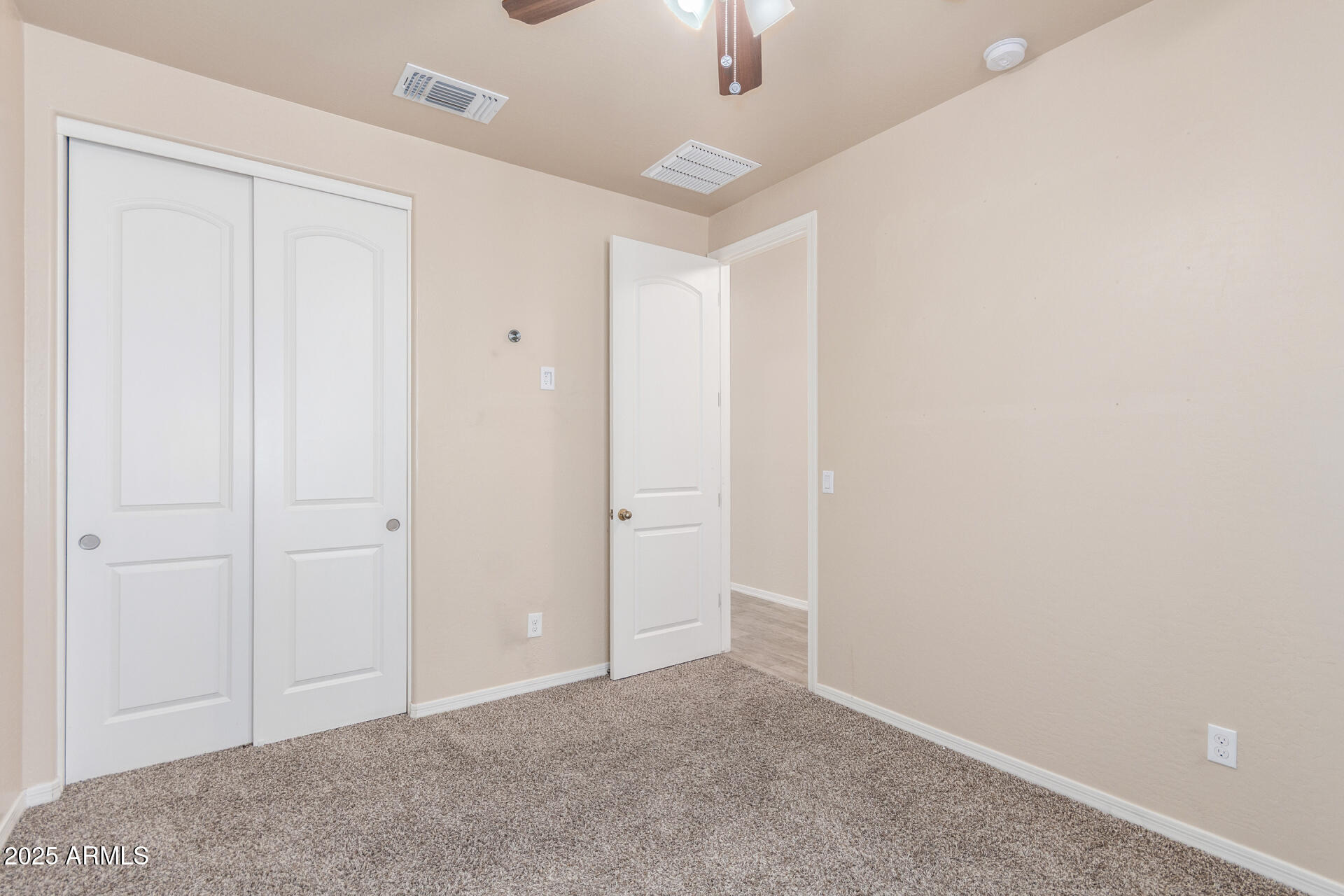 707 West Coles Road Phoenix, AZ 85041 - Photo 23 of 41 15 Coles