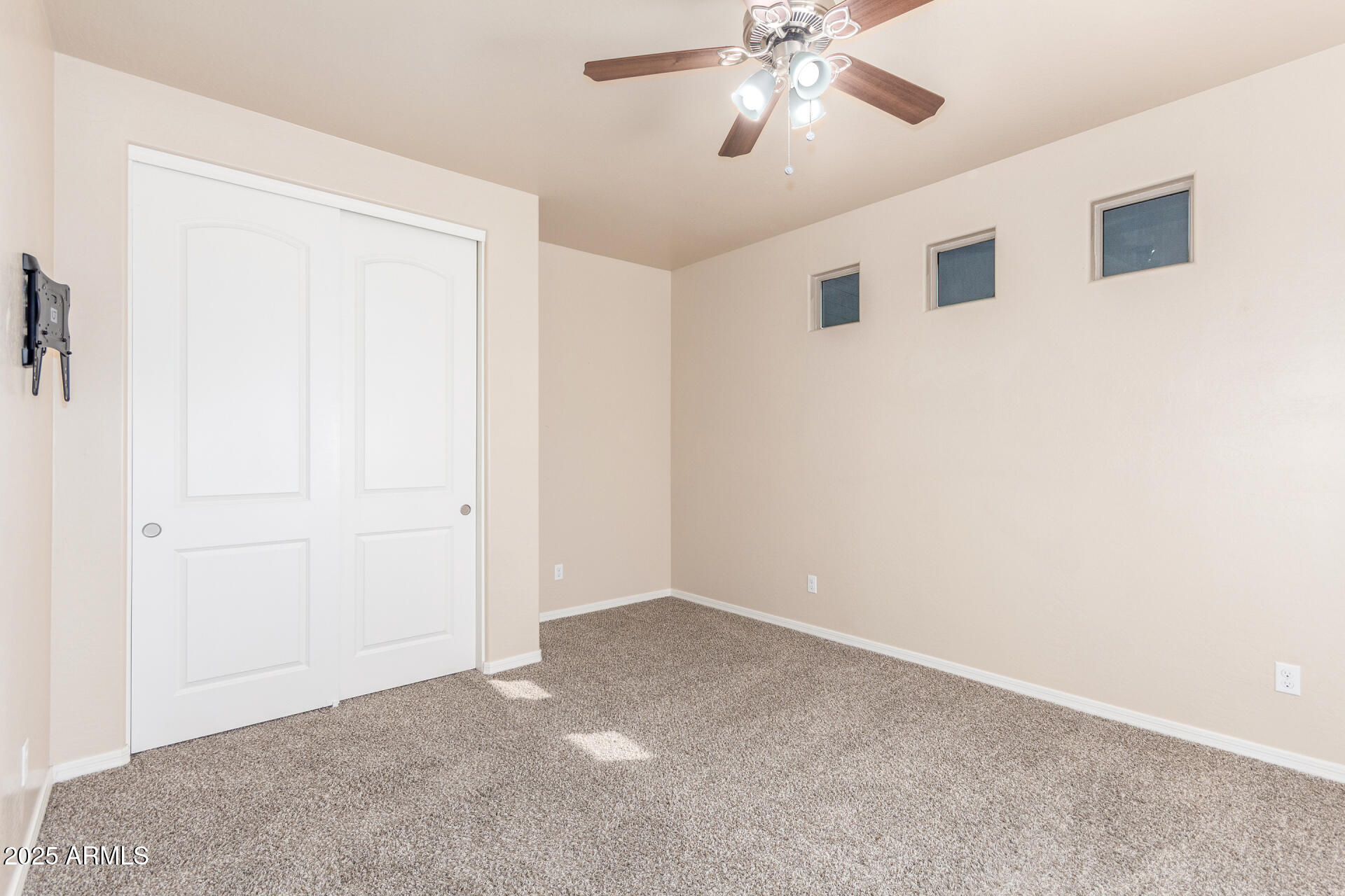 707 West Coles Road Phoenix, AZ 85041 - Photo 25 of 41 17 Coles