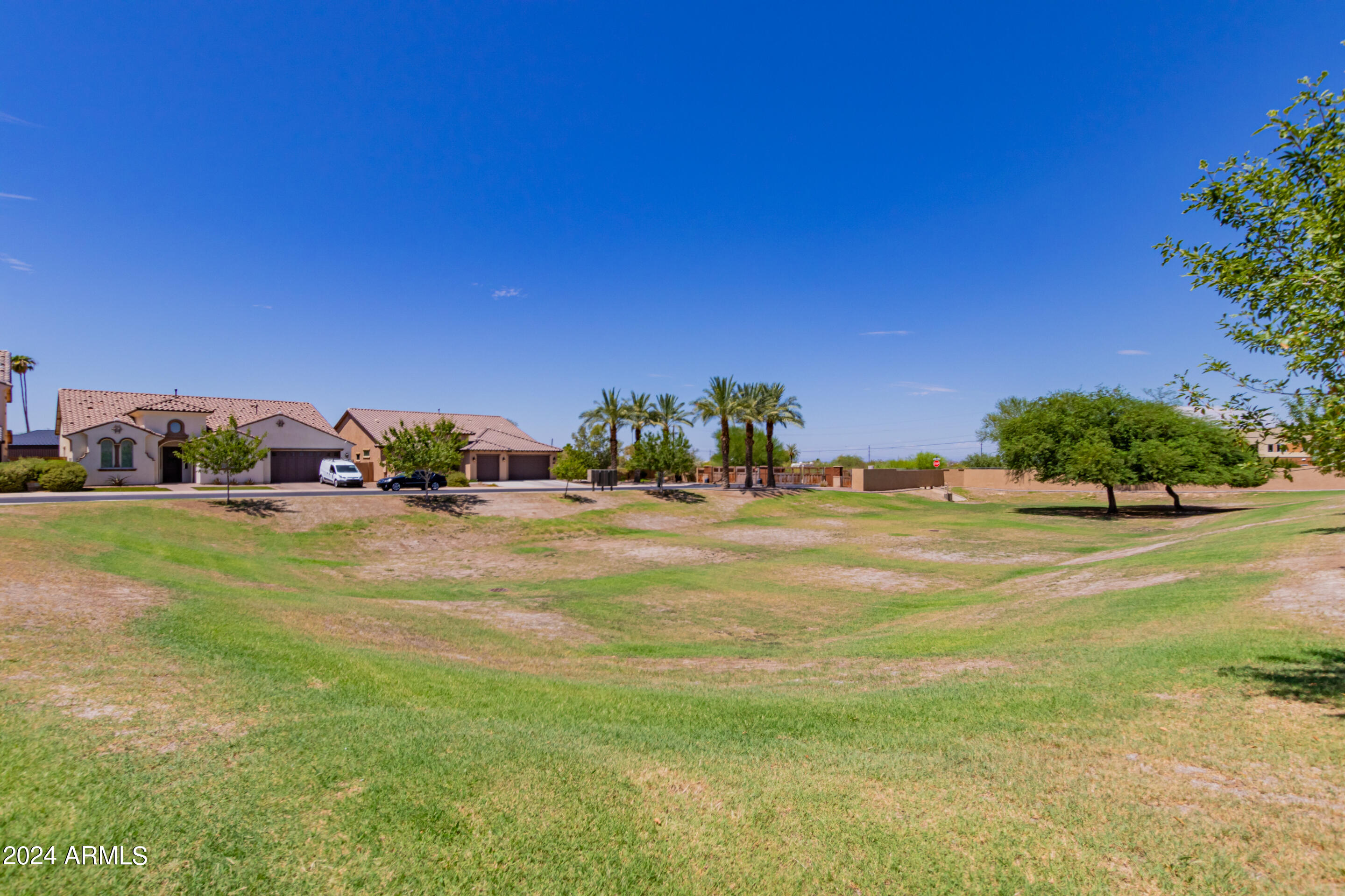 707 West Coles Road Phoenix, AZ 85041 - Photo 36 of 41 47-Coles