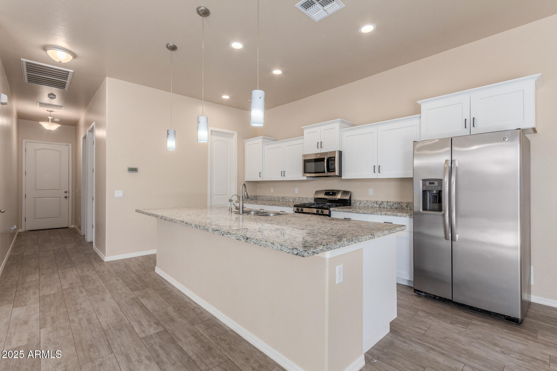 707 West Coles Road Phoenix, AZ 85041 - Photo 10 of 41 04 Coles