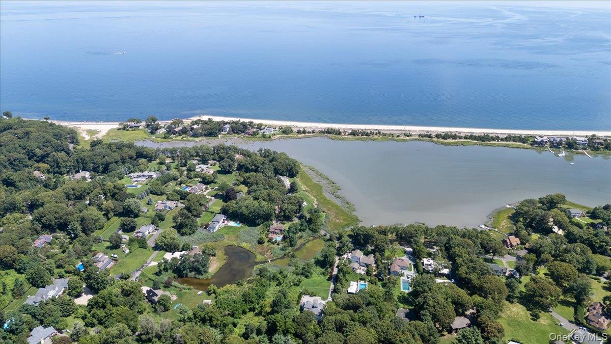 31 Bevin Road Northport, NY 11768 - Photo 38 of 50 Gallery Image 38