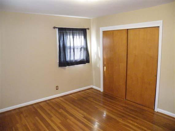 525 Hill N Dale Road Lexington, KY 40503 - Photo 18 of 29 Photo 18