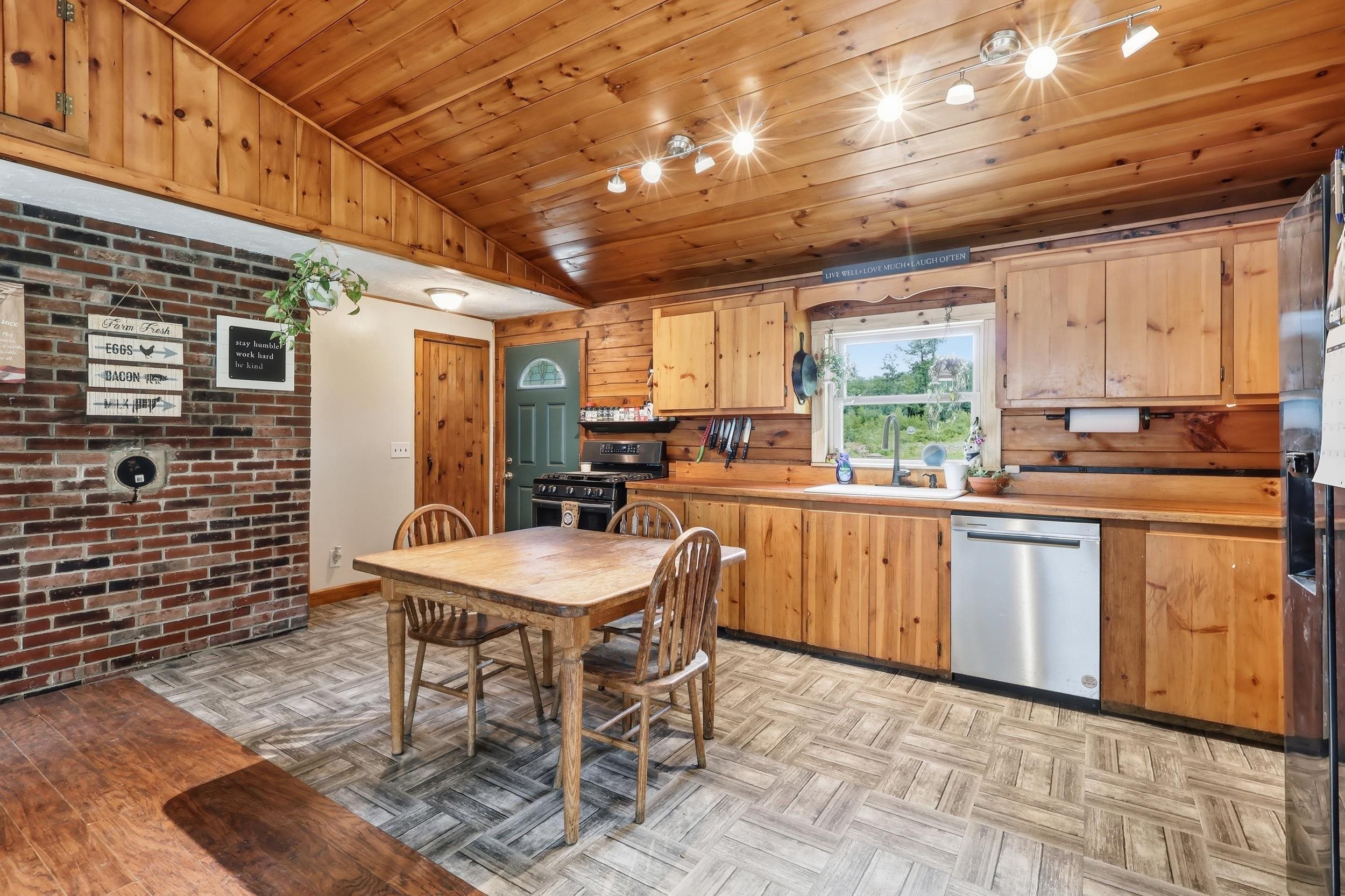 502 Hornetown Road Farmington, NH 03835 - Photo 11 of 49