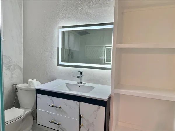 $2,350 | 13318 Ascot Glen Lane, Houston, TX 77082