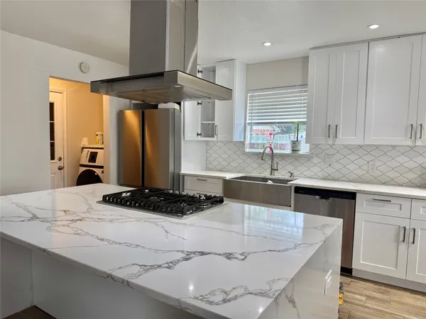 $2,350 | 13318 Ascot Glen Lane, Houston, TX 77082