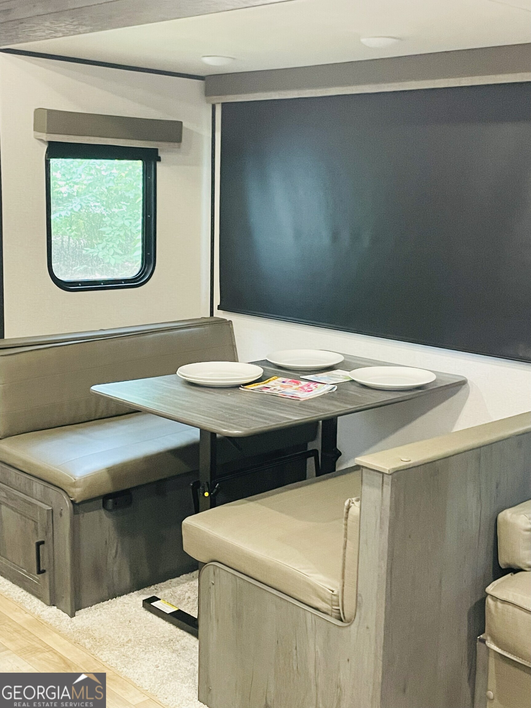 95 Hillcrest Court Cleveland, GA 30528 - Photo 19 of 26 a utility room with dryer and washer