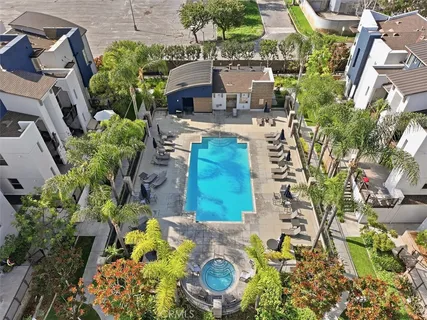 $1,145,000 | 5506 West 149th Place, Unit 5, Hawthorne, CA 90250