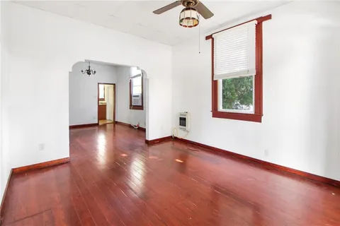 $374,900 | 319-21 Pelican Avenue, New Orleans, LA 70114