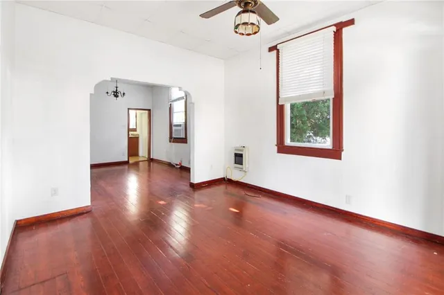 $374,900 | 319-21 Pelican Avenue, New Orleans, LA 70114