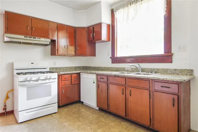 $374,900 | 319-21 Pelican Avenue, New Orleans, LA 70114