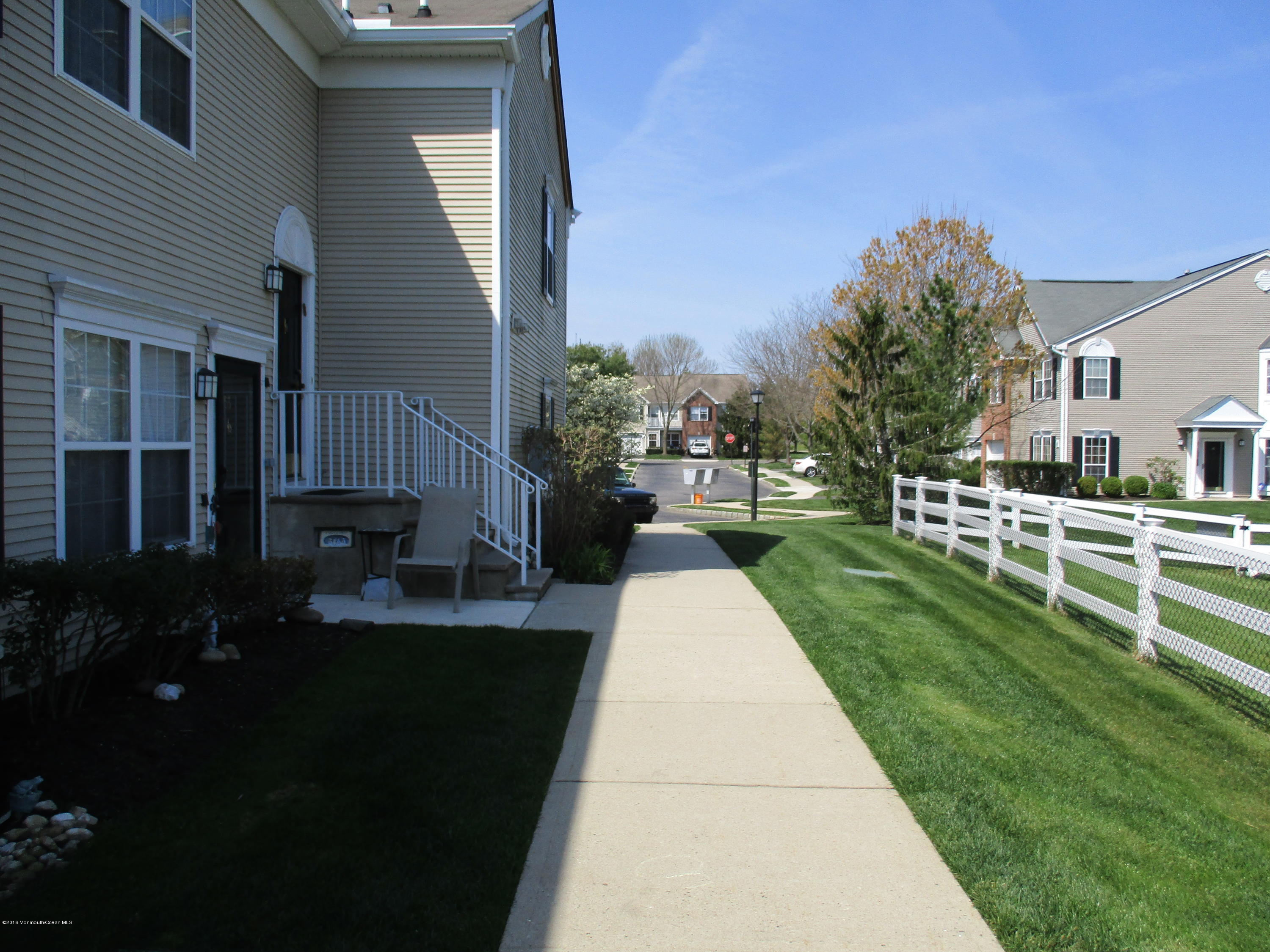 56 Prestwick Road Manalapan, NJ 07726 - Photo 2 of 21 IMG_1864