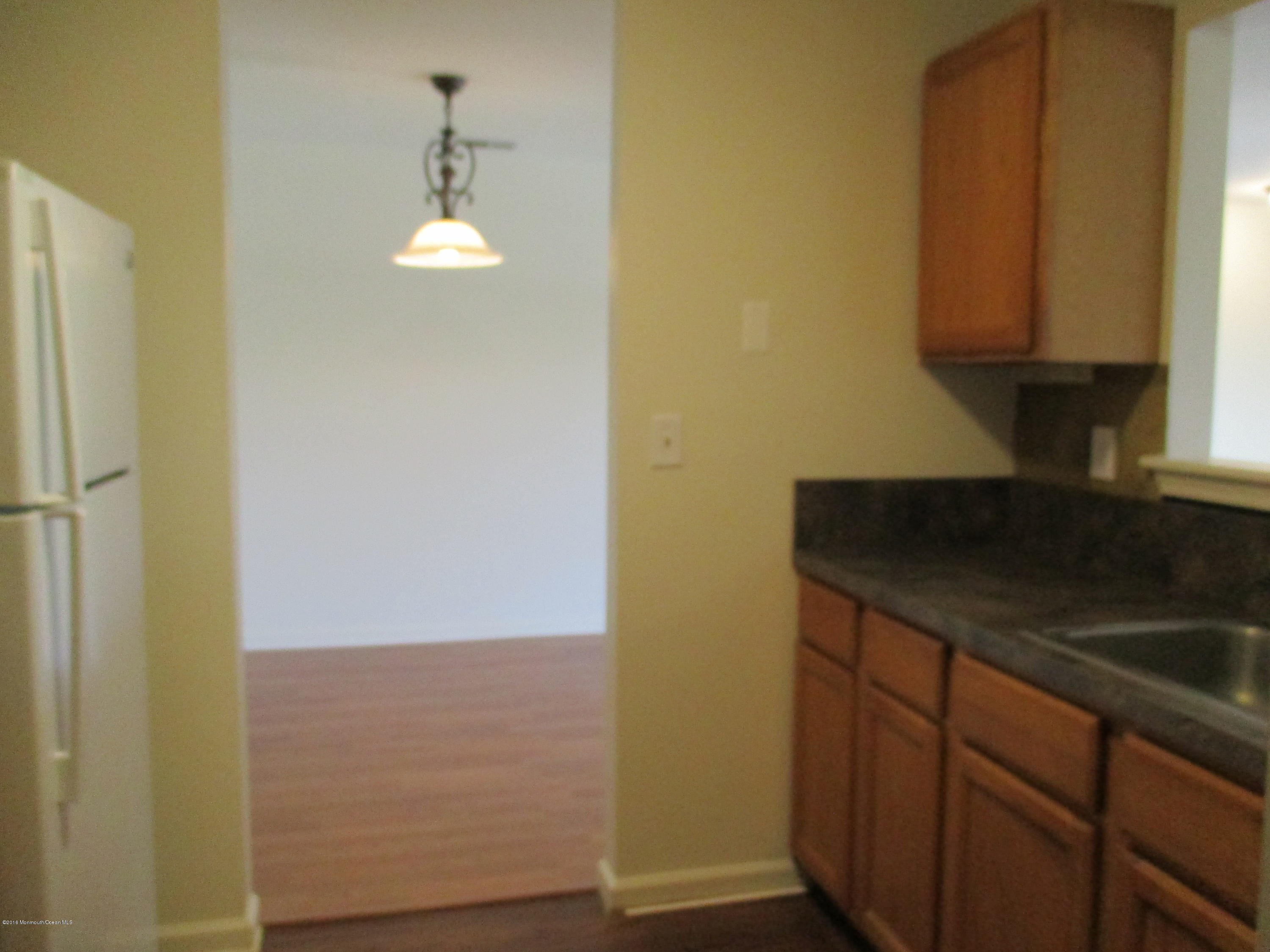 56 Prestwick Road Manalapan, NJ 07726 - Photo 11 of 21 IMG_1844