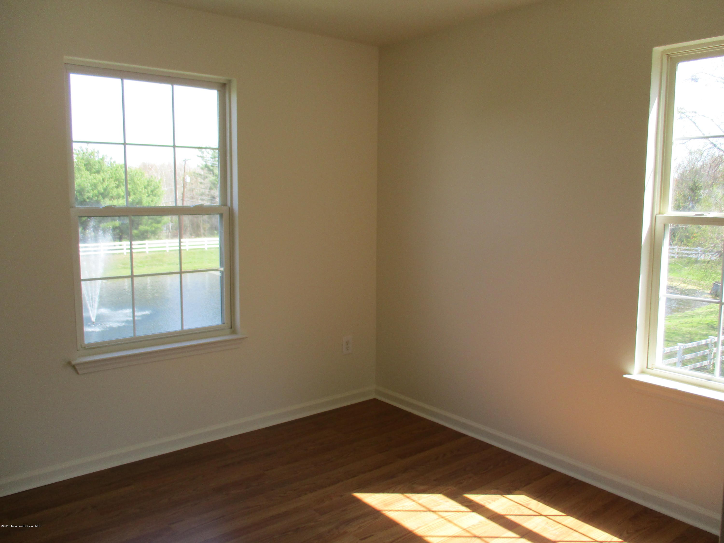 56 Prestwick Road Manalapan, NJ 07726 - Photo 17 of 21 IMG_1851