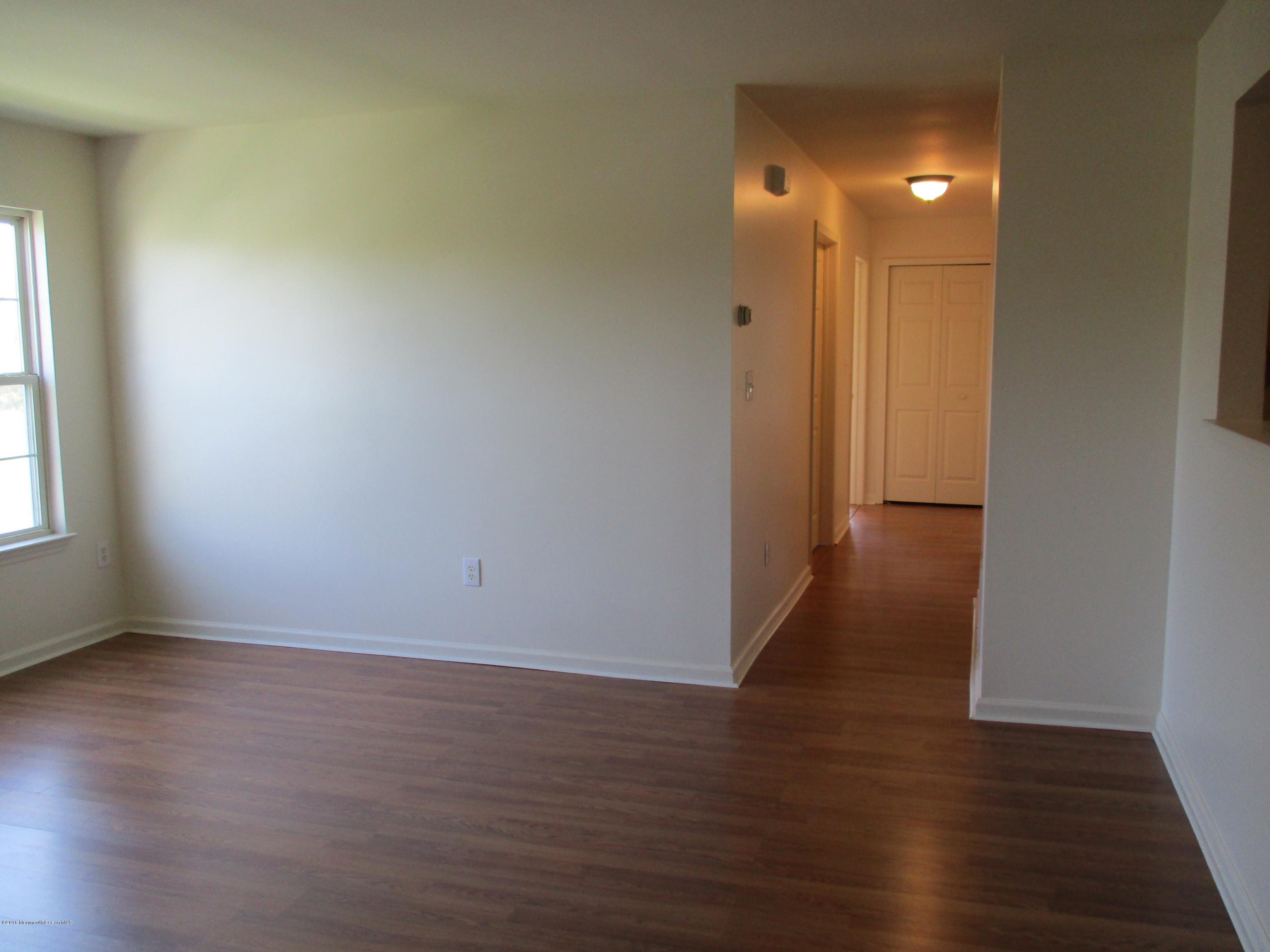 56 Prestwick Road Manalapan, NJ 07726 - Photo 8 of 21 IMG_1841