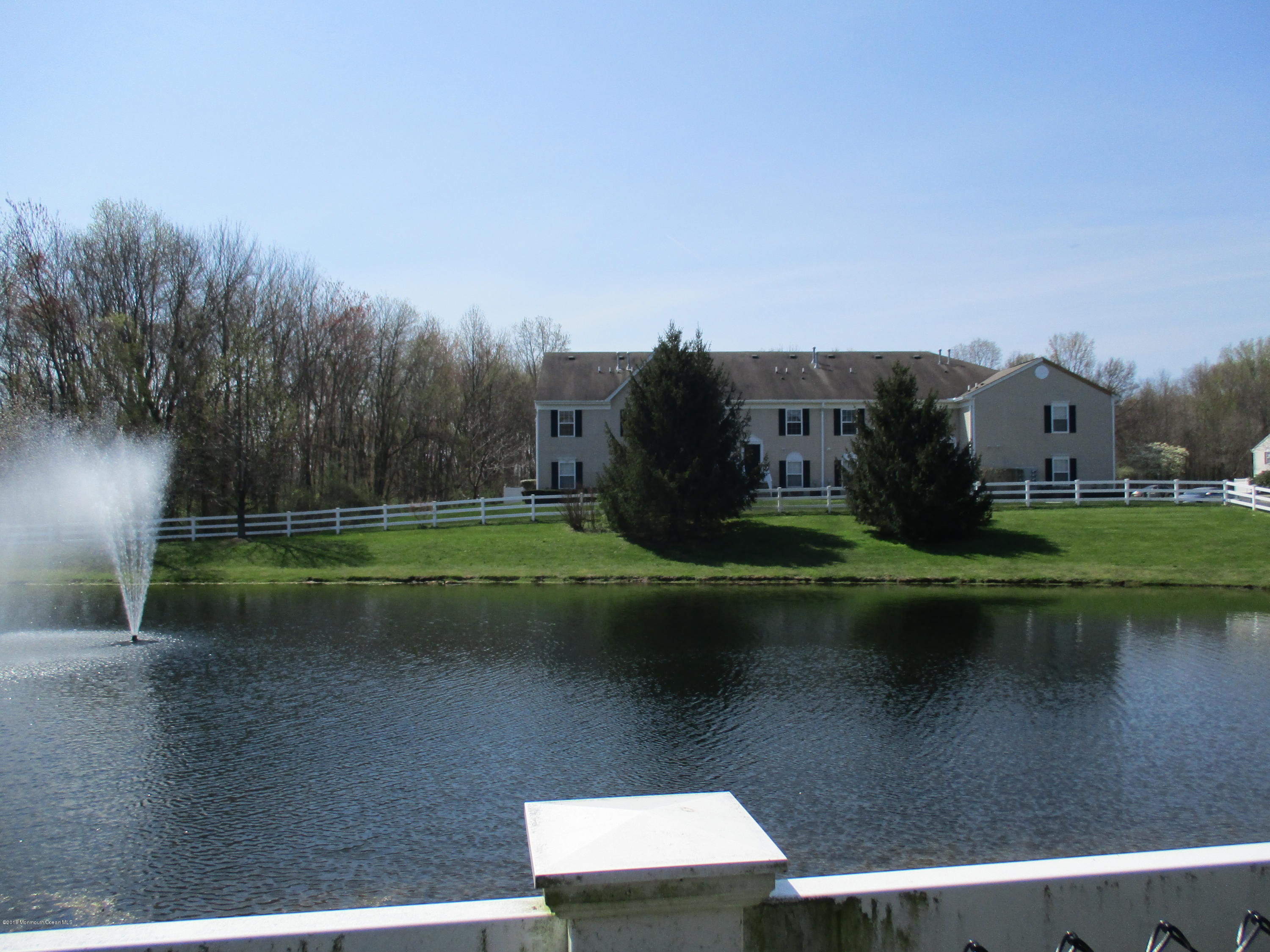 56 Prestwick Road Manalapan, NJ 07726 - Photo 9 of 21 IMG_1835