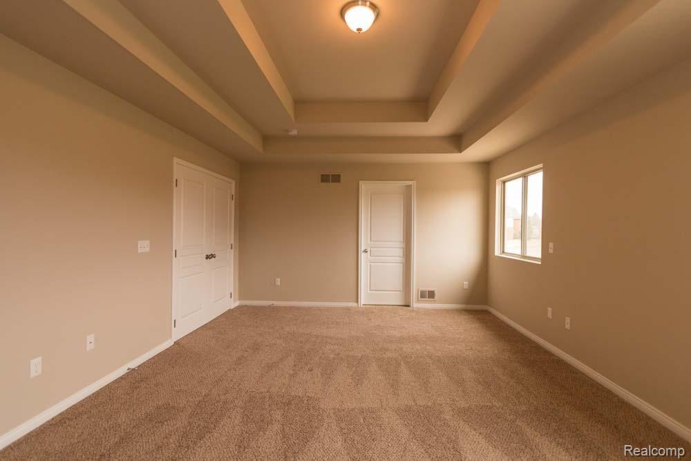 2755 West Wattles Road Troy, MI 48098 - Photo 19 of 25