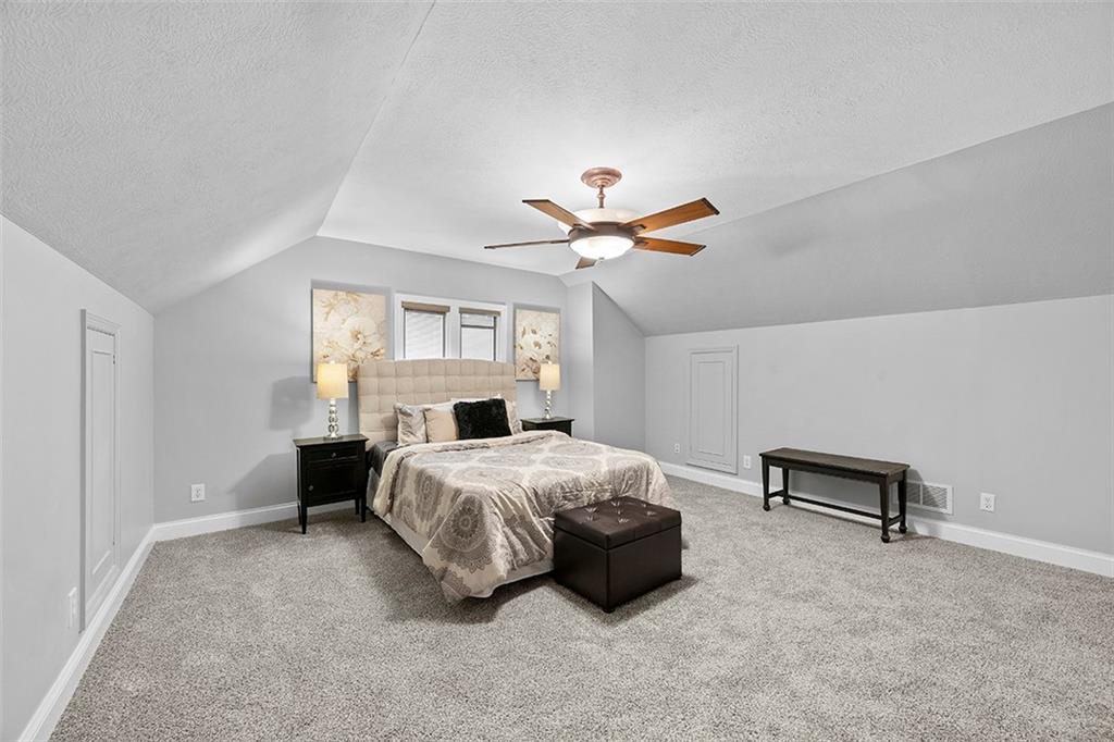 401 Gill Hall Road Clairton, PA 15025 - Photo 6 of 23 Gallery Image 6