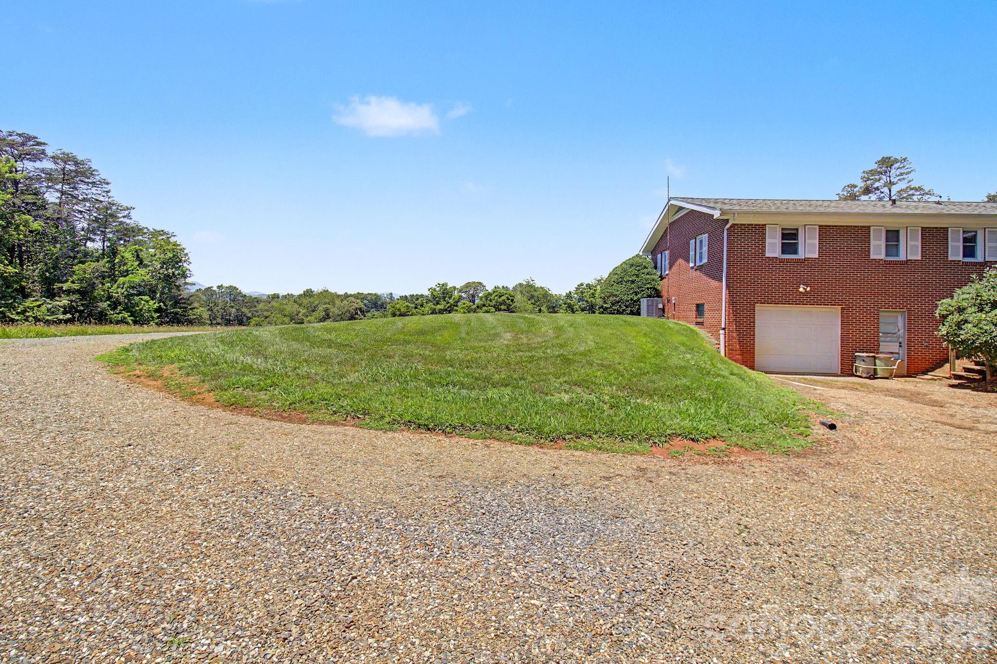 788 Alexander Road Alexander, NC 28701 - Photo 14 of 48