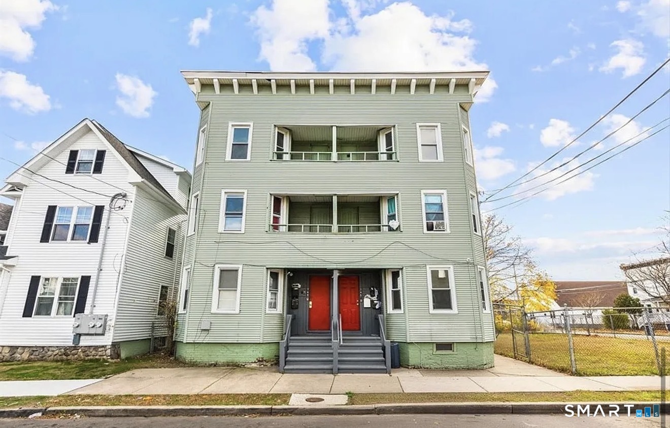 748 Maple Street, Unit 3 Bridgeport, CT 06608 - Photo 13 of 13 a front view of a building