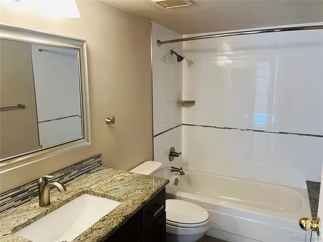 $2,150 | 13961 East Marina Drive, Unit 314, Aurora, CO 80014