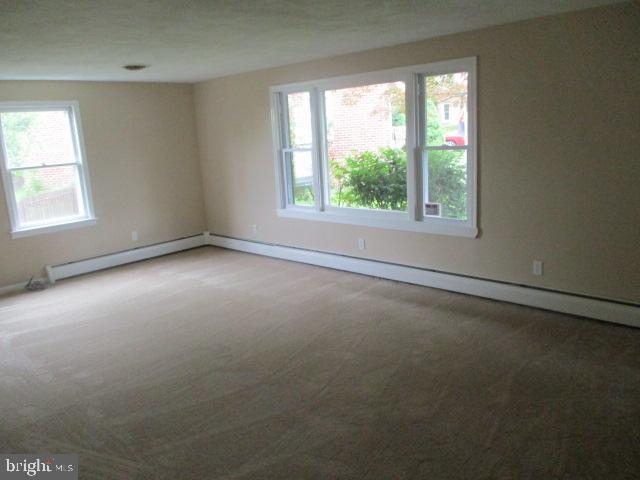 945 Maple Lane Hanover, PA 17331 - Photo 7 of 11 Living Room