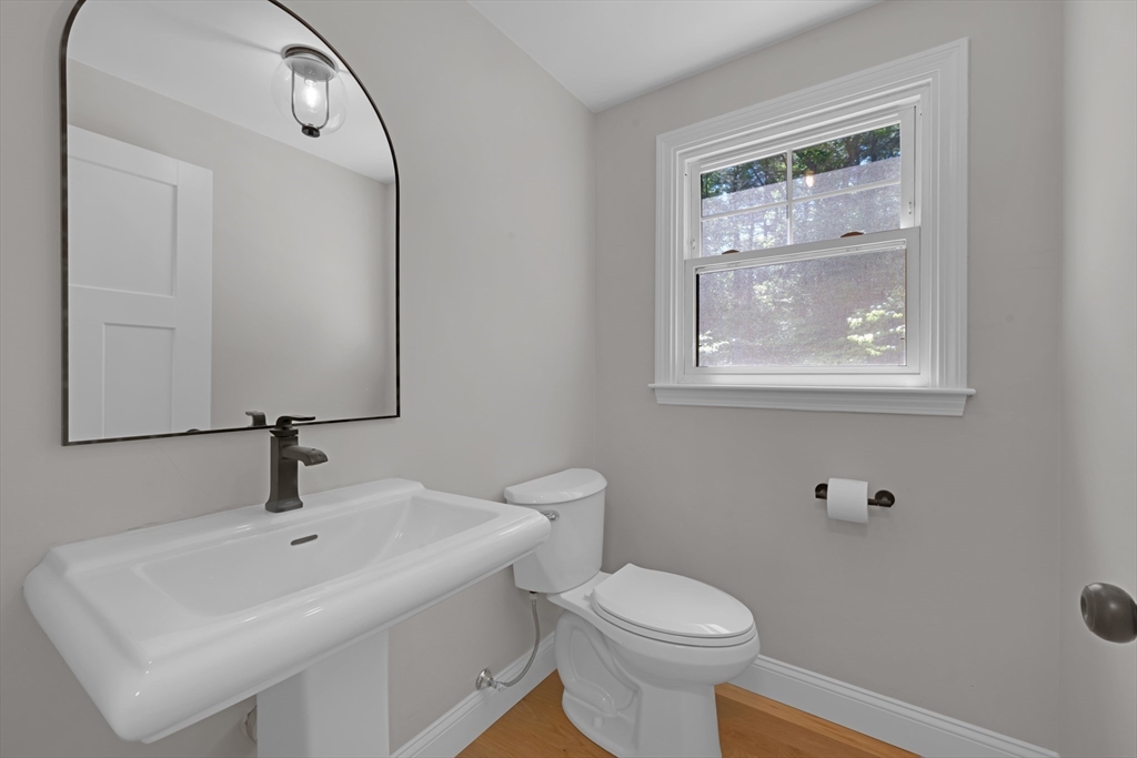 23 Juniper Road Franklin, MA 02038 - Photo 18 of 30 Gallery Image 18