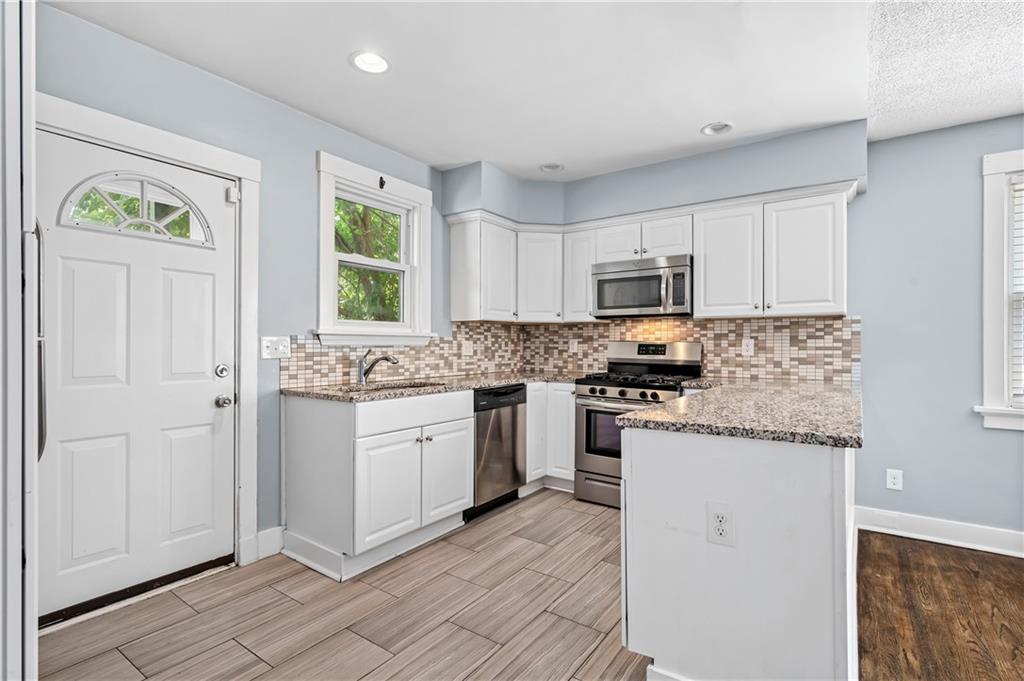 5923 Bryant Street Pittsburgh, PA 15206 - Photo 8 of 25