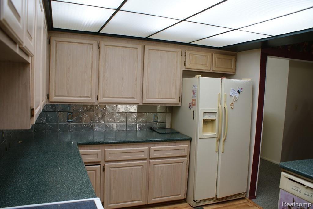 4200 Davison Road Lapeer, MI 48446 - Photo 28 of 60 DSC06783.jpg