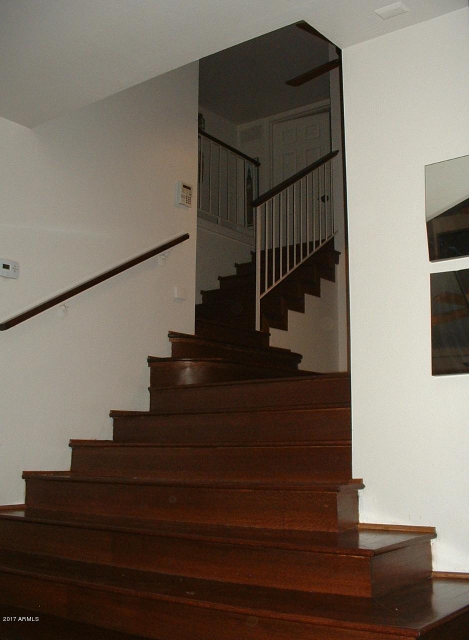4432 East Camelback Road, Unit 117 Phoenix, AZ 85018 - Photo 7 of 15 Staircase