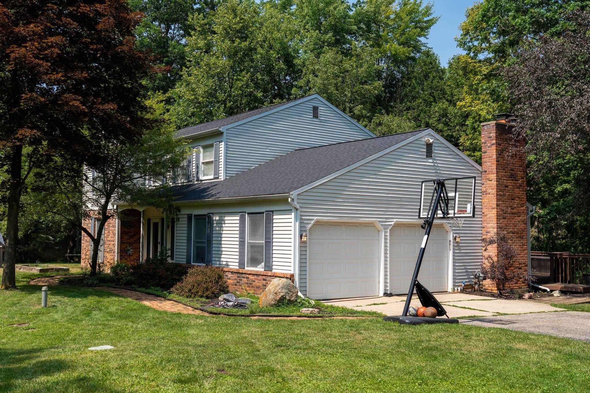 828 West Blue Grass Road Mount Pleasant, MI 48858 - Photo 3 of 55