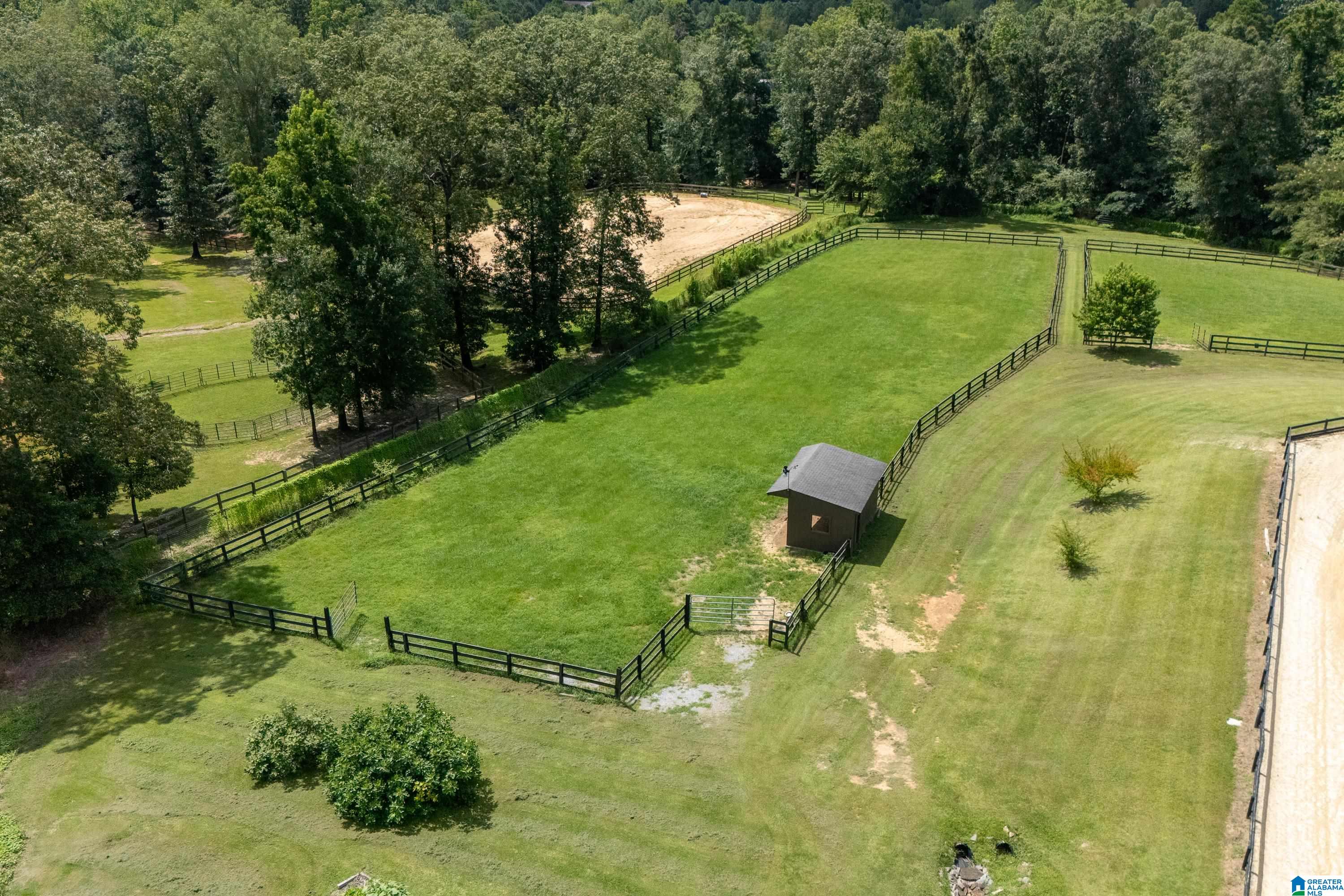 3219 Karl Daly Road Birmingham, AL 35210 - Photo 15 of 100