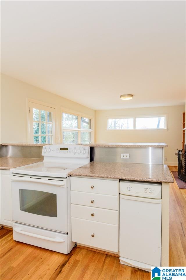 1423 Overlook Road Birmingham, AL 35209 - Photo 13 of 33