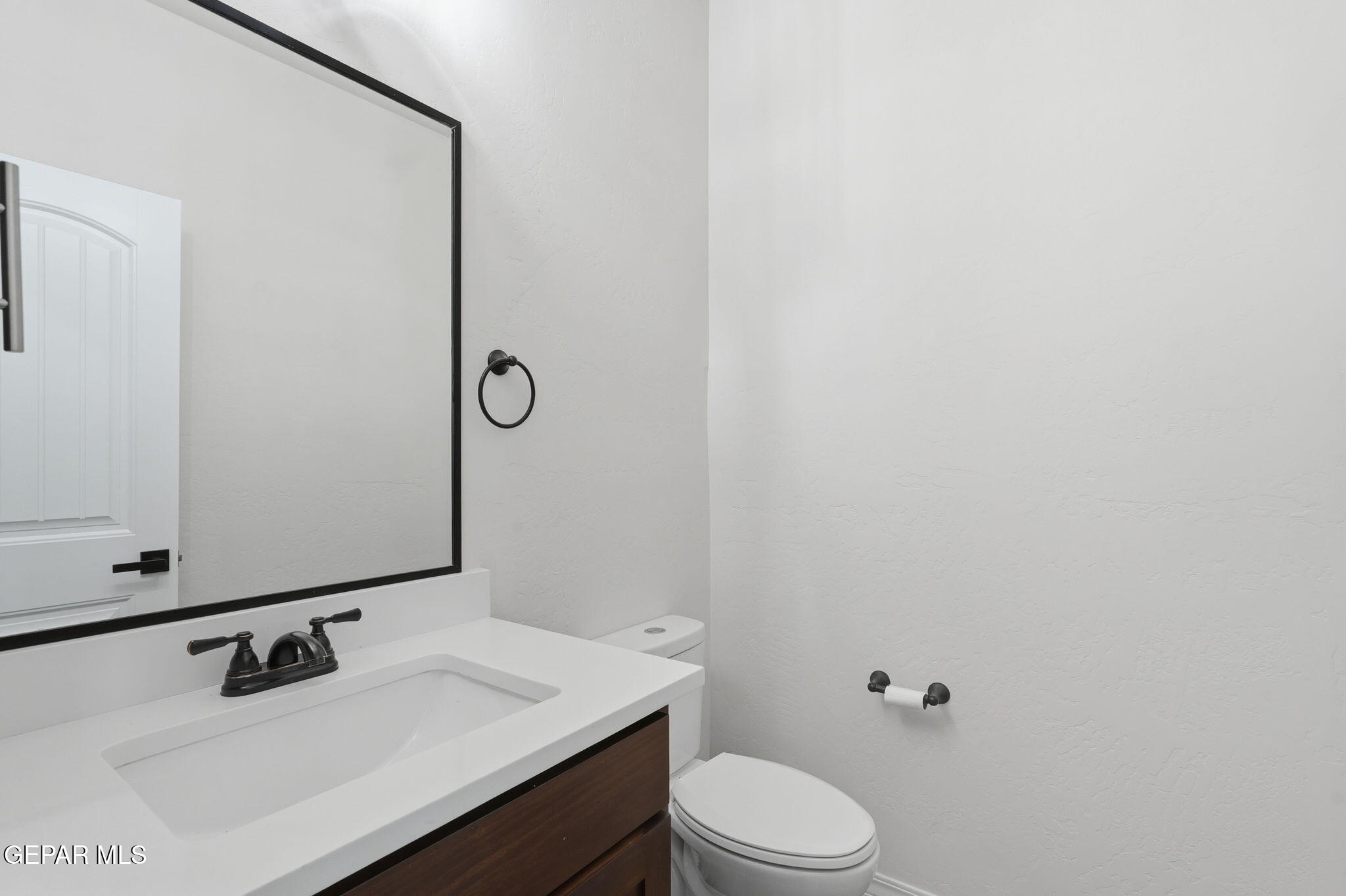 331 Apodaca Road Socorro, TX 79927 - Photo 12 of 42 25-web-or-mls-DSC01063