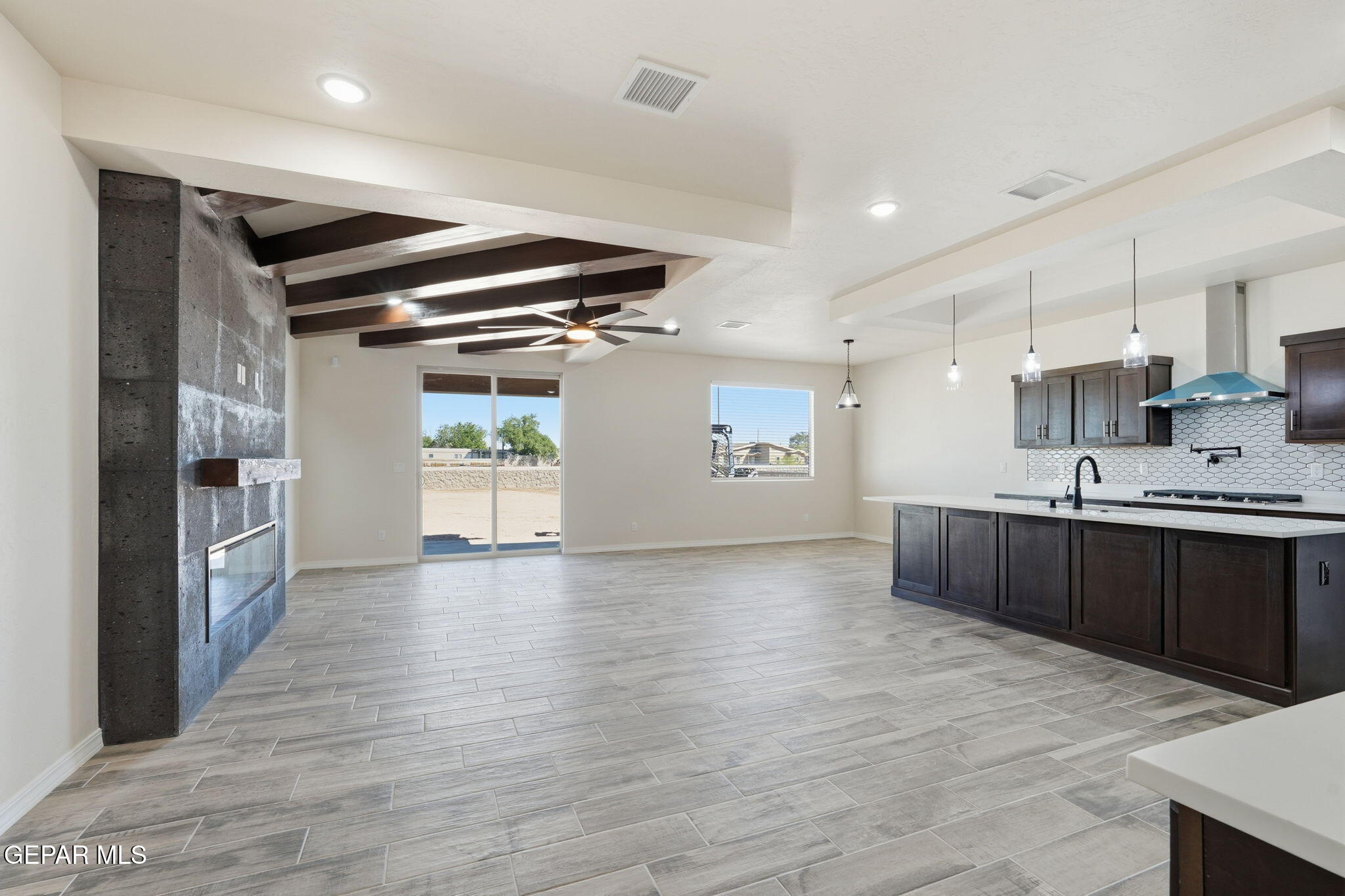 331 Apodaca Road Socorro, TX 79927 - Photo 16 of 42 27-web-or-mls-DSC01078