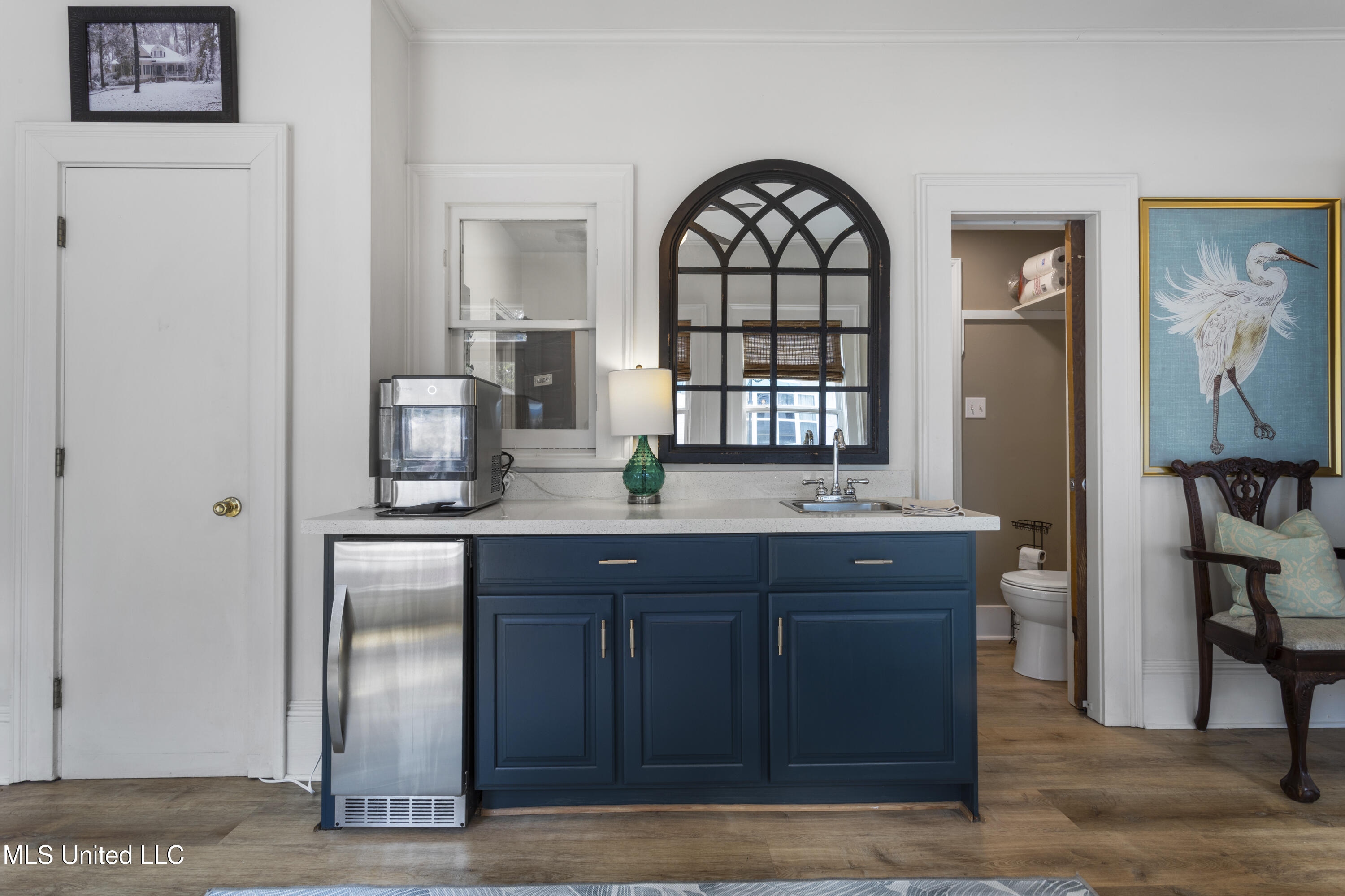 2 Nelson Lane Pass Christian, MS 39571 - Photo 28 of 85 Bar area off dining room