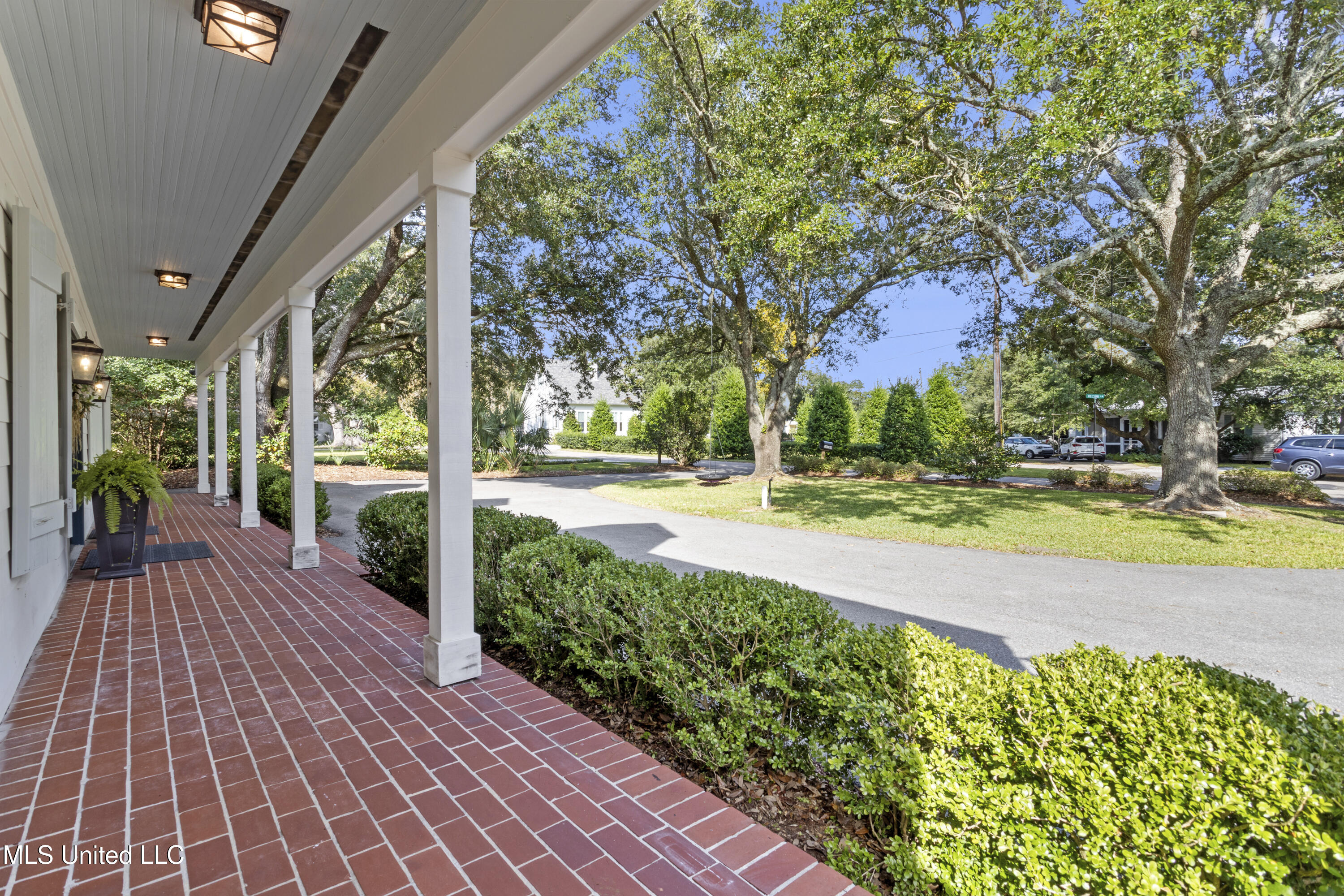 2 Nelson Lane Pass Christian, MS 39571 - Photo 6 of 85 0007