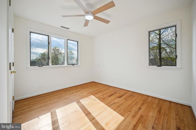 $1,160,000 | 6310 East Halbert Road, Bethesda, MD 20817