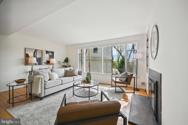 $1,160,000 | 6310 East Halbert Road, Bethesda, MD 20817