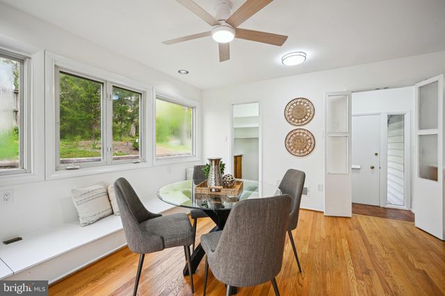 $1,160,000 | 6310 East Halbert Road, Bethesda, MD 20817