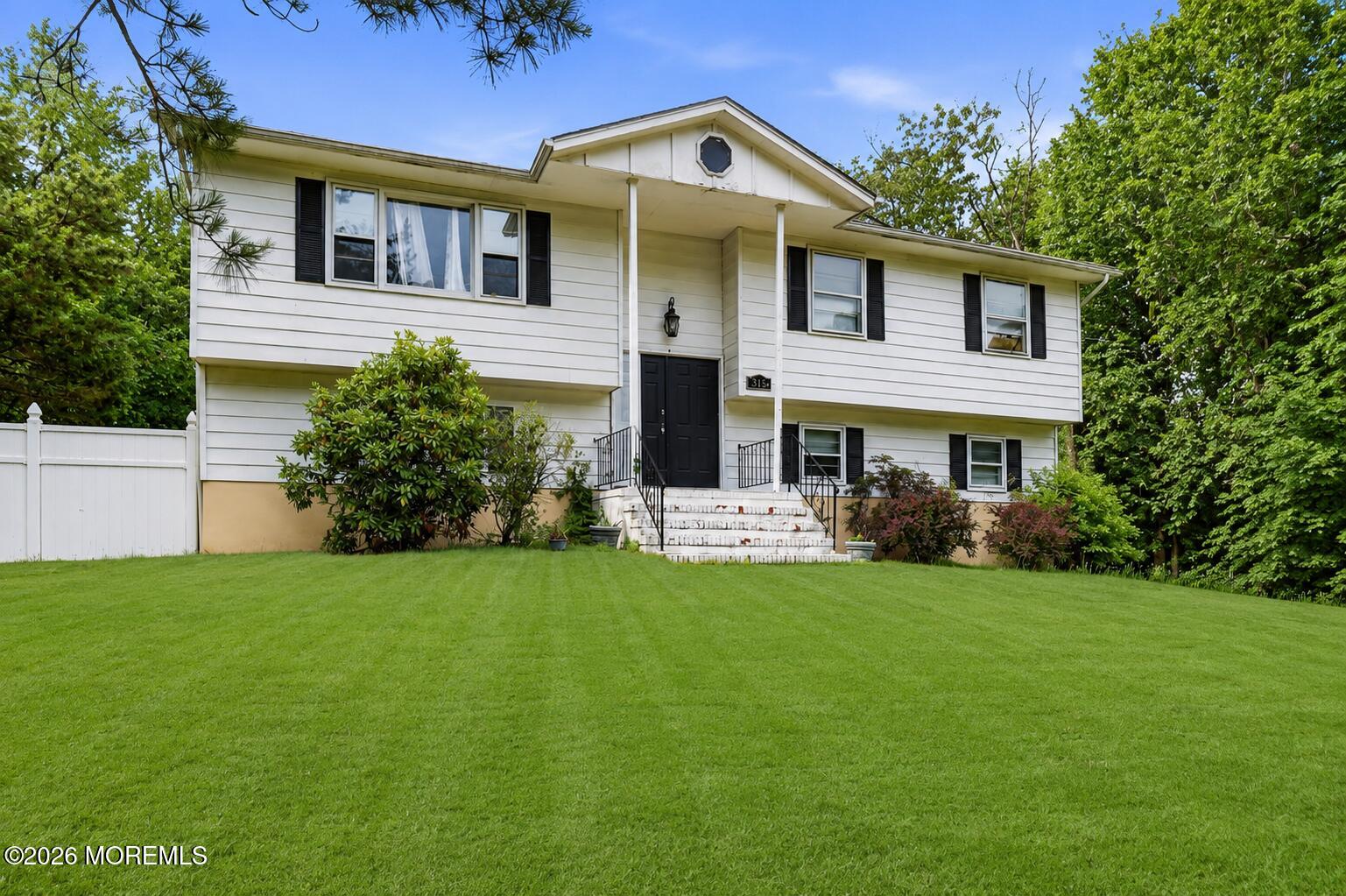 315 Grawtown Road Jackson, NJ 08527 - Photo 2 of 20 2_315 grawtown rd_2