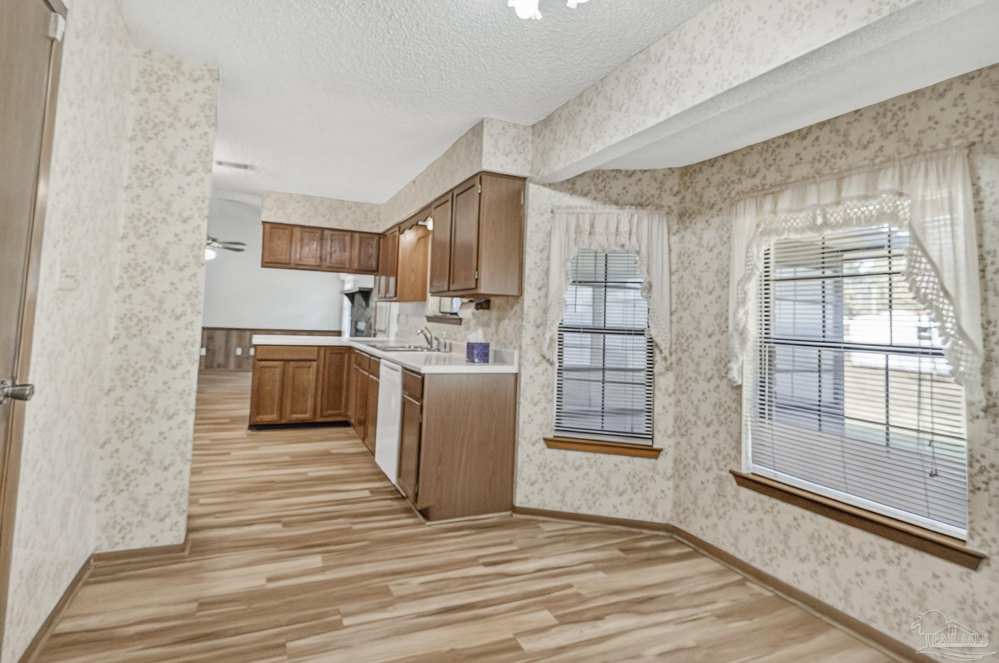 532 Ashley Road Cantonment, FL 32533 - Photo 12 of 52