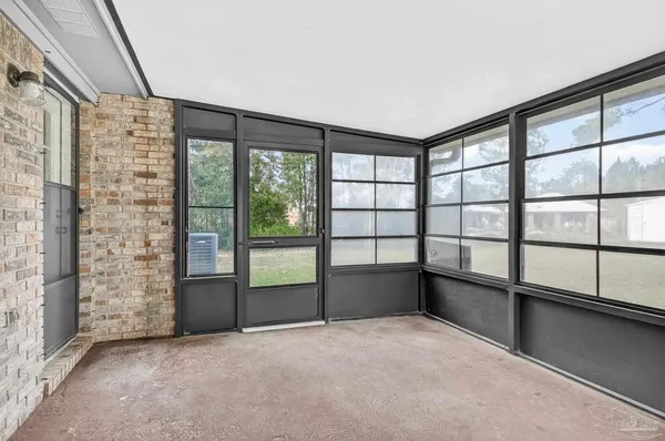 $340,000 | 532 Ashley Road, Cantonment, FL 32533