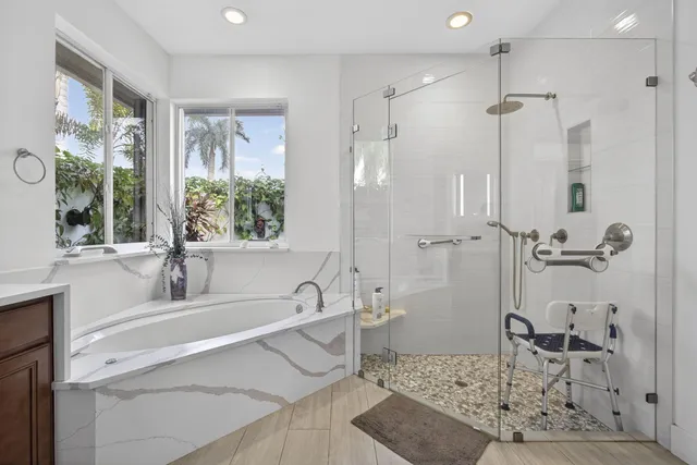 $850,000 | 4811 Exeter Estate Lane, Lake Worth, FL 33449