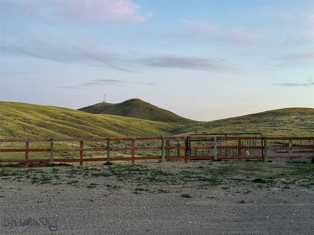 600 Blue Ribbon Lane Dillon, MT 59725 - Photo 31 of 65 New Fencing
